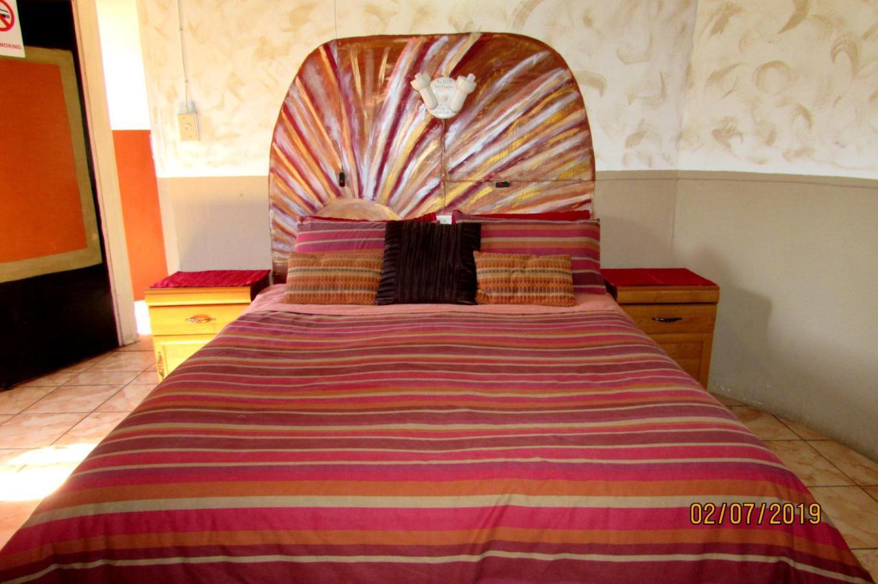Amanzimlotzi Riverside Bush Camp Hoedspruit Exterior foto